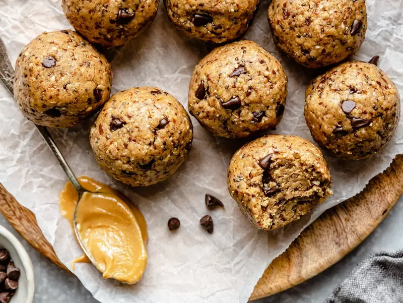 Guide to Make Delicious Healthy Snack With Low Carbs - Salads Square Blog